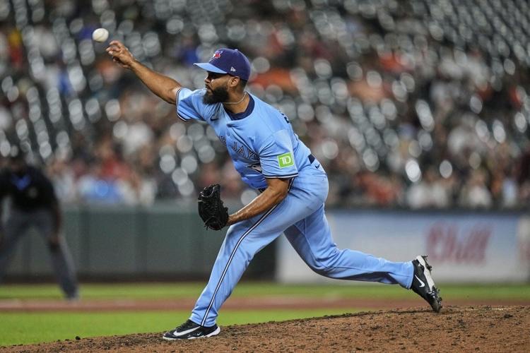 Seranthony Domínguez se integra al equipo dominicano para el Clásico Mundial de Béisbol 2026