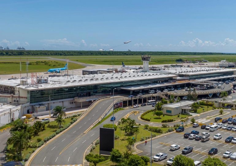 AERODOM rechaza señalamientos y asegura cumplimiento total del contrato de concesión 1 img 4210