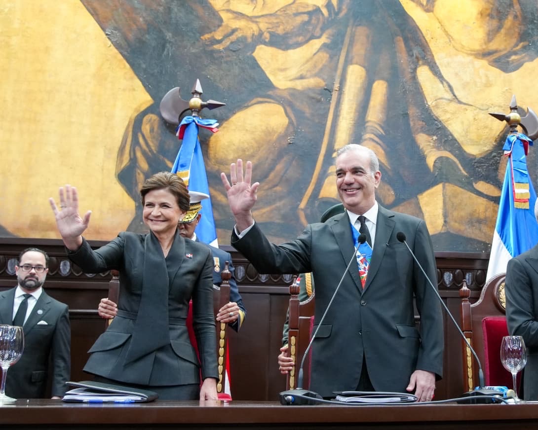 Presidente Abinader destaca avances históricos en política social y reducción acelerada de la pobreza