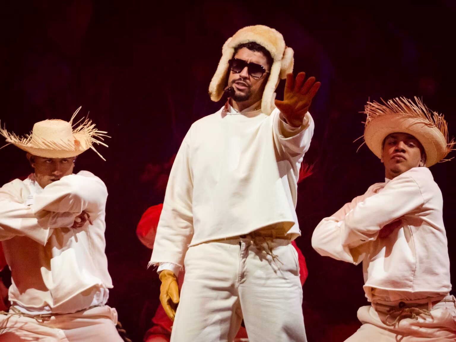 Bad Bunny arremete contra el ICE: “No somos salvajes, somos humanos y americanos”