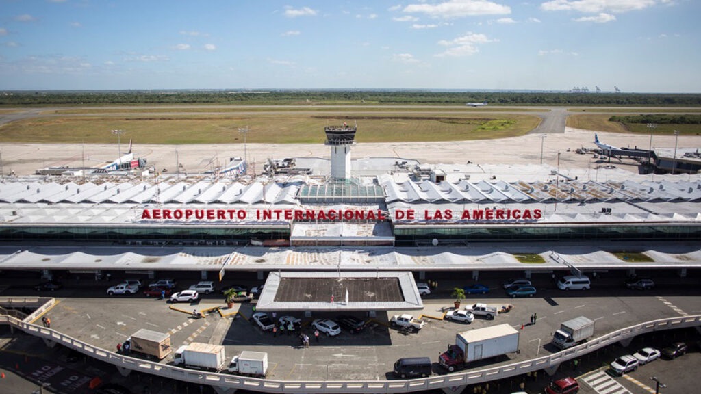 Dictan prisión preventiva a ciudadano peruano por falsa alarma de bomba en el AILA