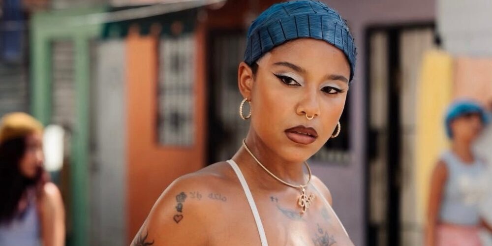 Tokischa celebrará la fuerza femenina con “Ridin” en su debut en Premio Lo Nuestro 2026