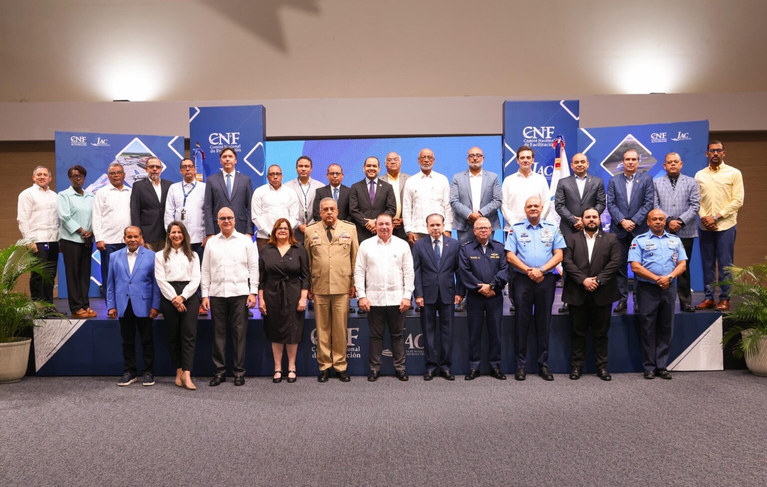 JAC pone en marcha Plan Nacional de Facilitación de Temporada Alta y agiliza procesos en aeropuertos