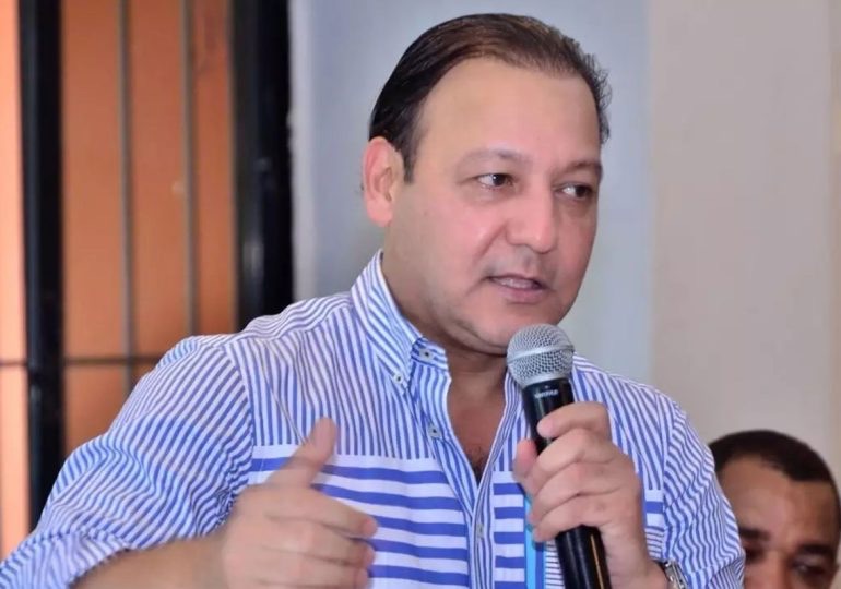Abel Martínez pide no ser incluido en listado de precandidatos del PLD ante el Comité Central