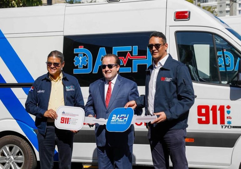 Sistema 911 entrega 50 modernas ambulancias a la DAEH para fortalecer la atención a las emergencias ciudadanas