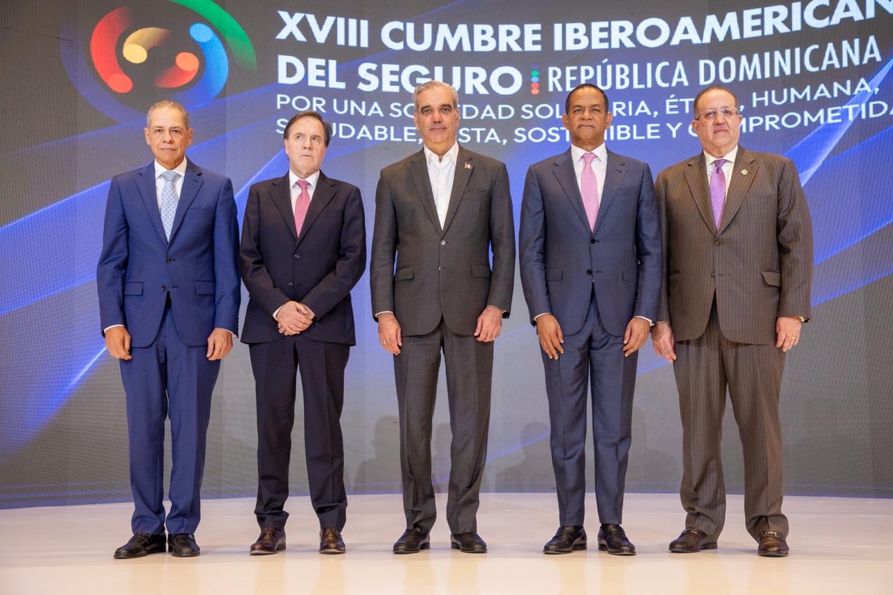 Presidente Abinader Impulsa la transformación del sector seguro como motor de desarrollo en la inauguración de la XVIII Cumbre Iberoamericana del Seguro