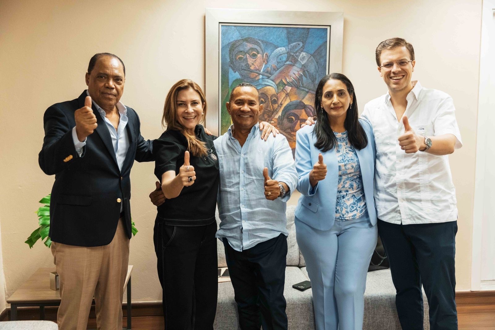 El doctor Carlos Ramírez se une al proyecto “Carolina Presidenta C28” y fortalece la lucha por el cambio en Azua