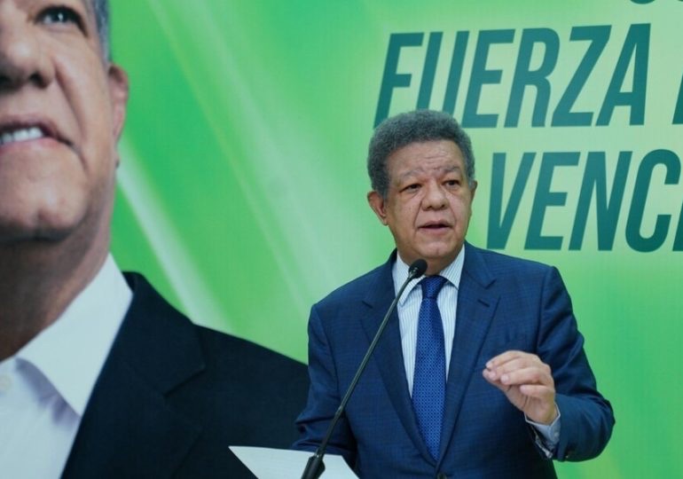 Leonel Fernández advierte agotamiento del modelo económico y llama a renovar la esperanza del país