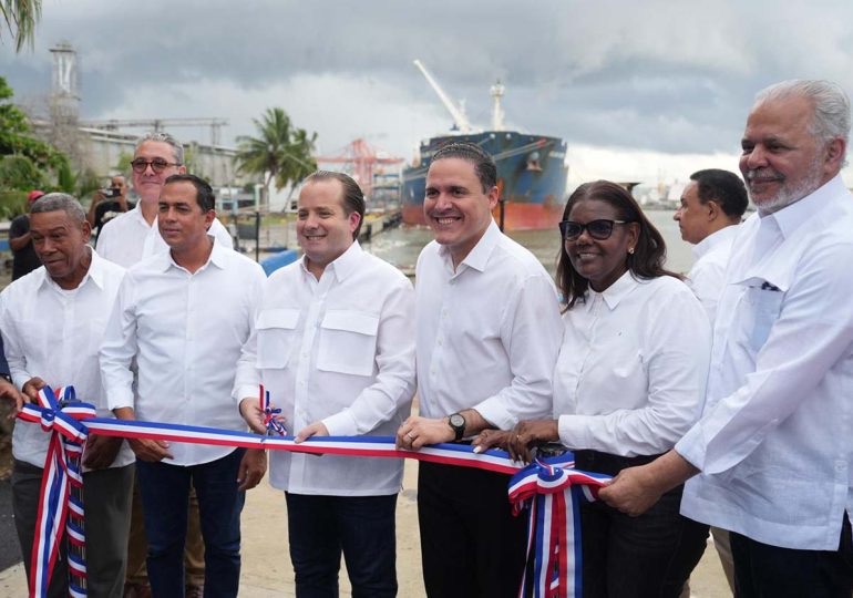 Paliza y Jean Luis Rodríguez inauguran muelle pesquero de Haina; suman 19 entregados por APORDOM