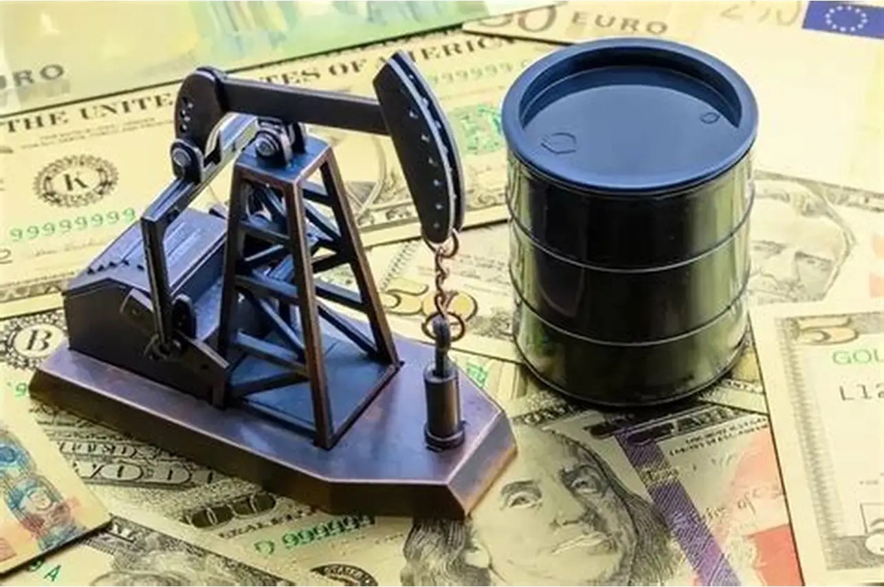 El barril de petróleo de Texas alcanza los 100 dólares debido a la guerra contra Irán