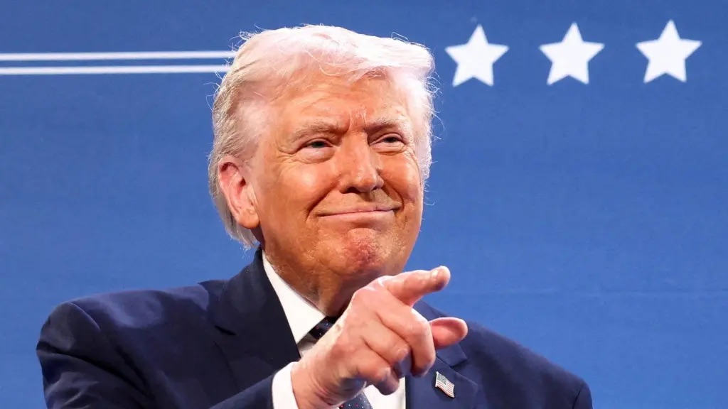 Trump amenaza con golpear “20 veces más fuerte” a Irán si bloquea petróleo en Ormuz