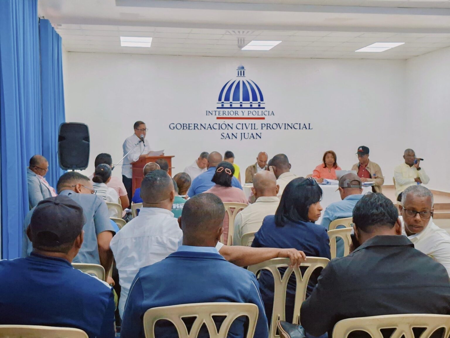 Infraestructura Escolar reanuda trabajos de construcción de escuela tras más de 15 años paralizada en Yaque, San Juan