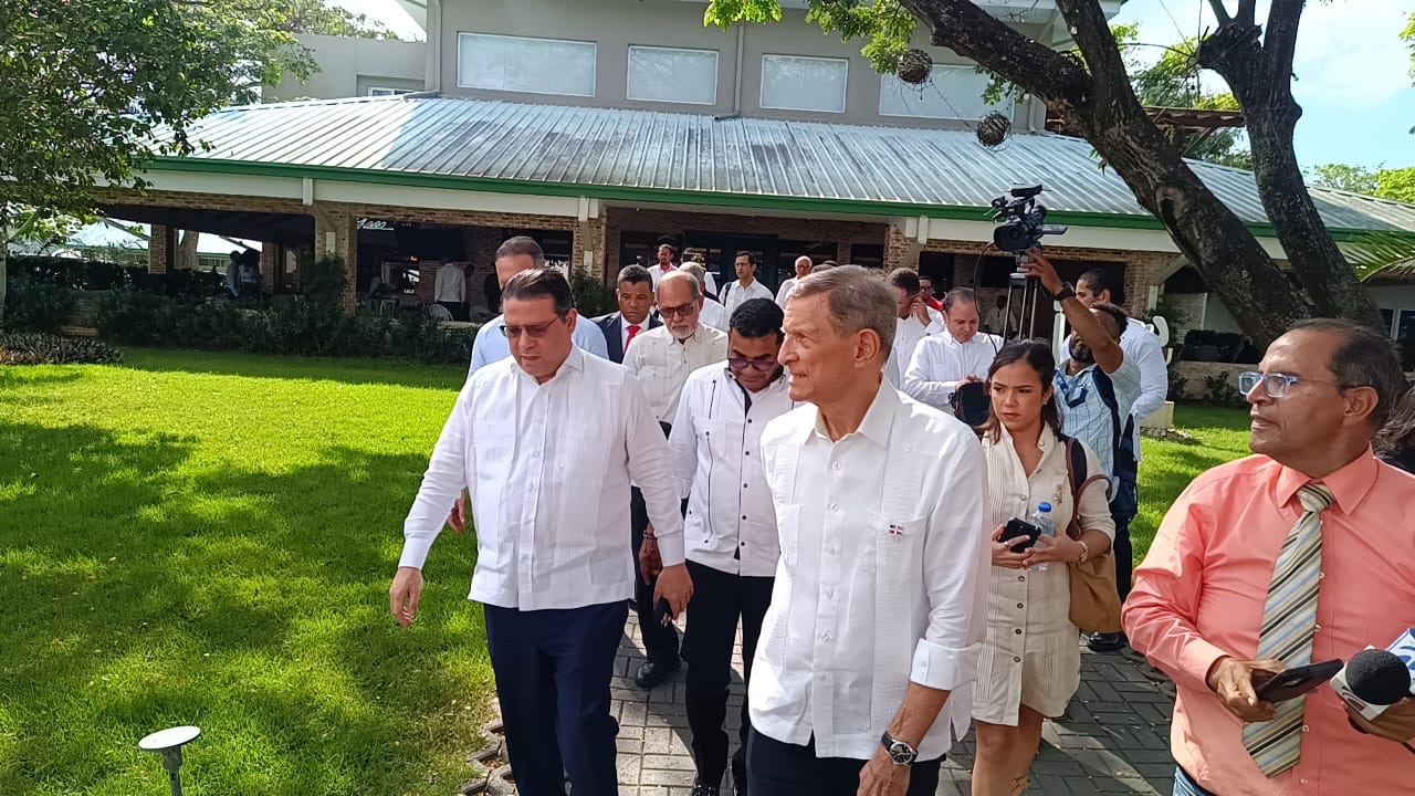 RD y EE. UU. abordan en Dajabón el despliegue de tropas en Haití y la seguridad fronteriza