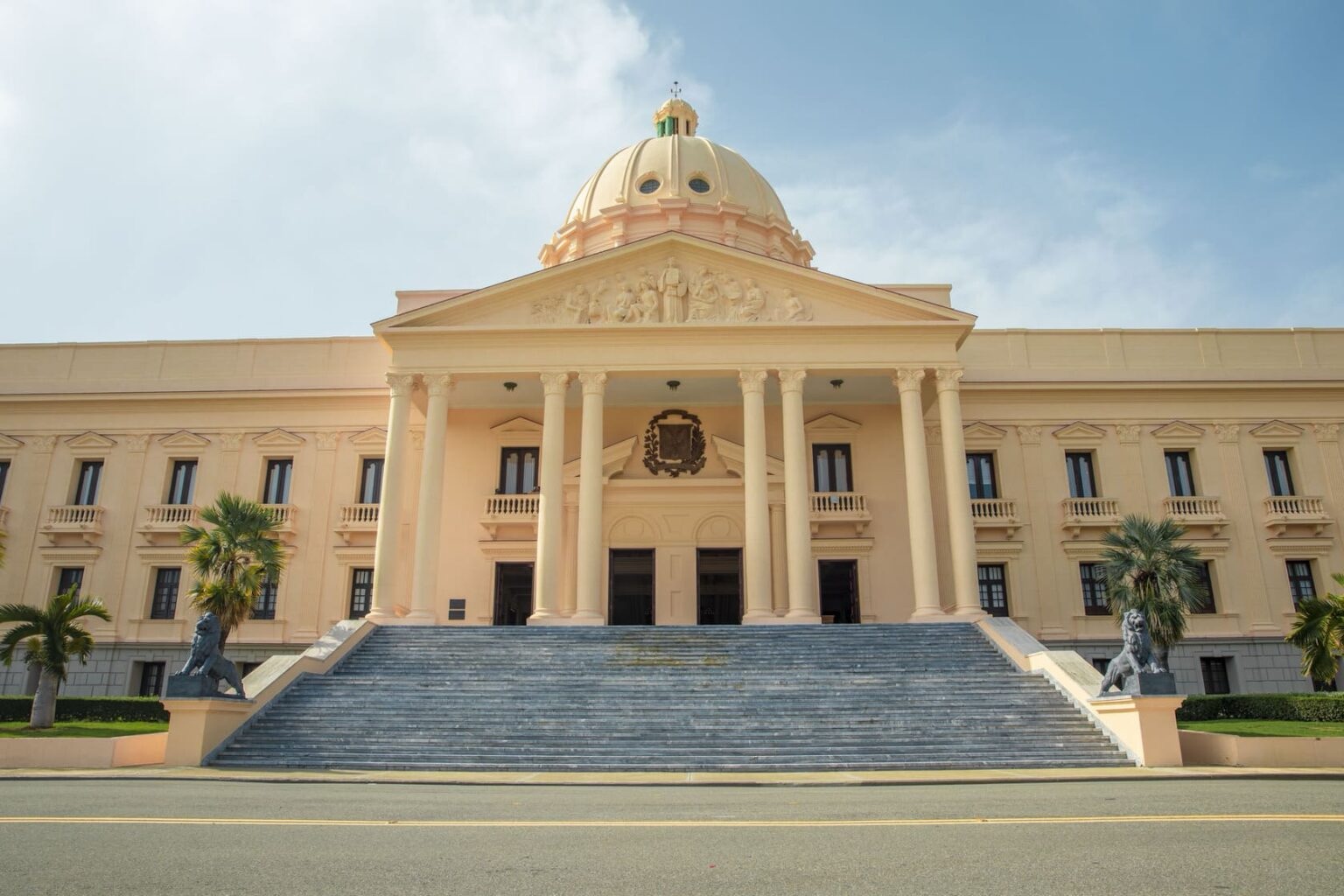 Abinader designa nuevos viceministros en el MICM mediante decreto 170-26