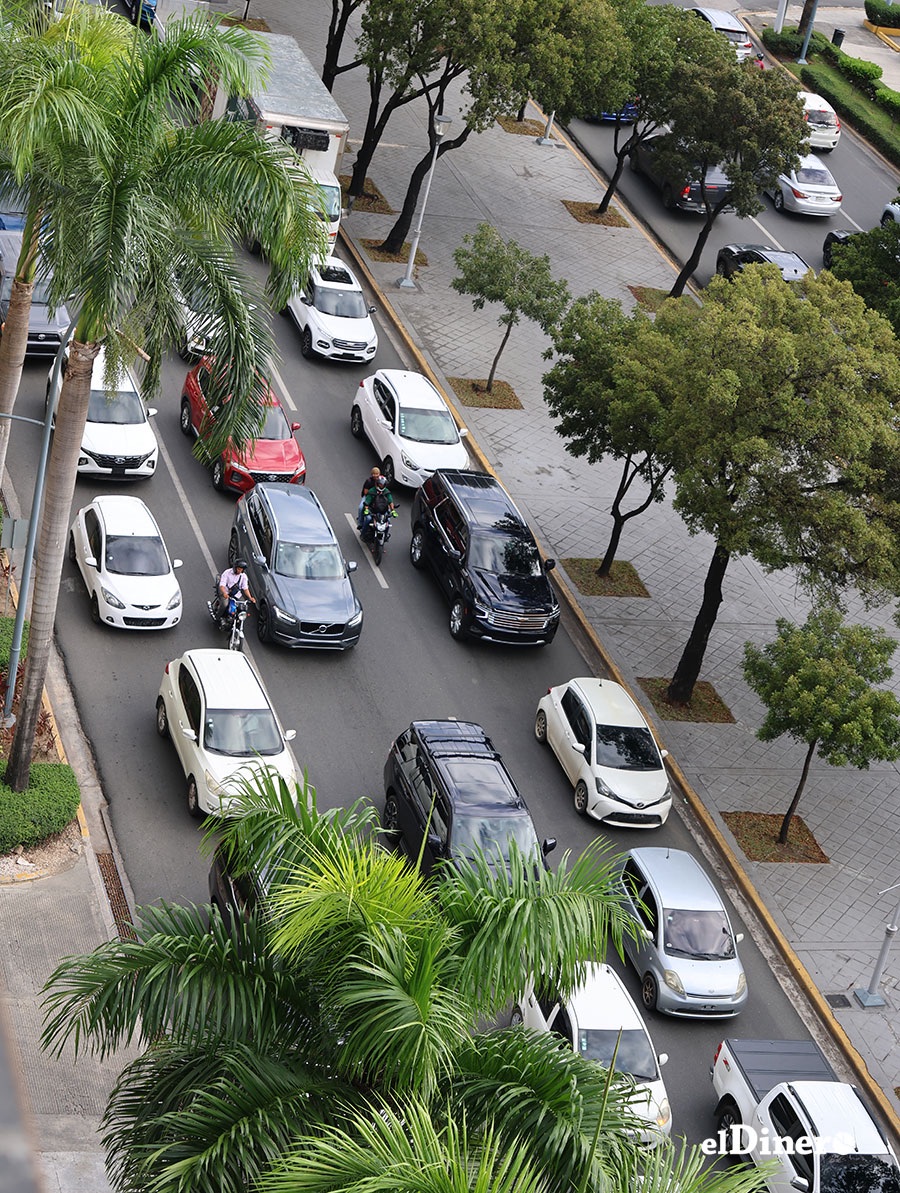 Parque vehicular en República Dominicana crece más que la economía