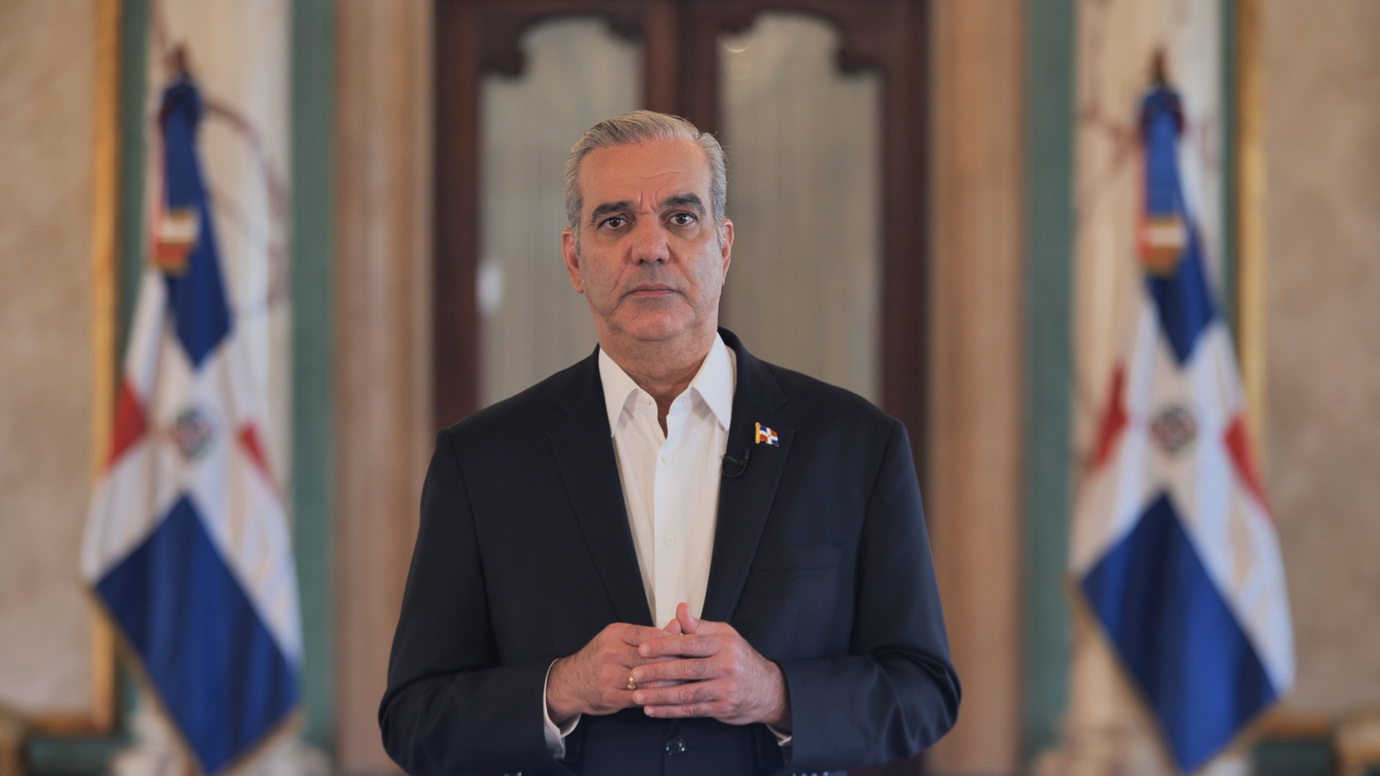 Presidente Abinader afirma que el país está preparado para enfrentar el impacto de la crisis internacional del petróleo y que el Gobierno se mantendrá vigilante ante el alza de precios para proteger a las familias dominicanas