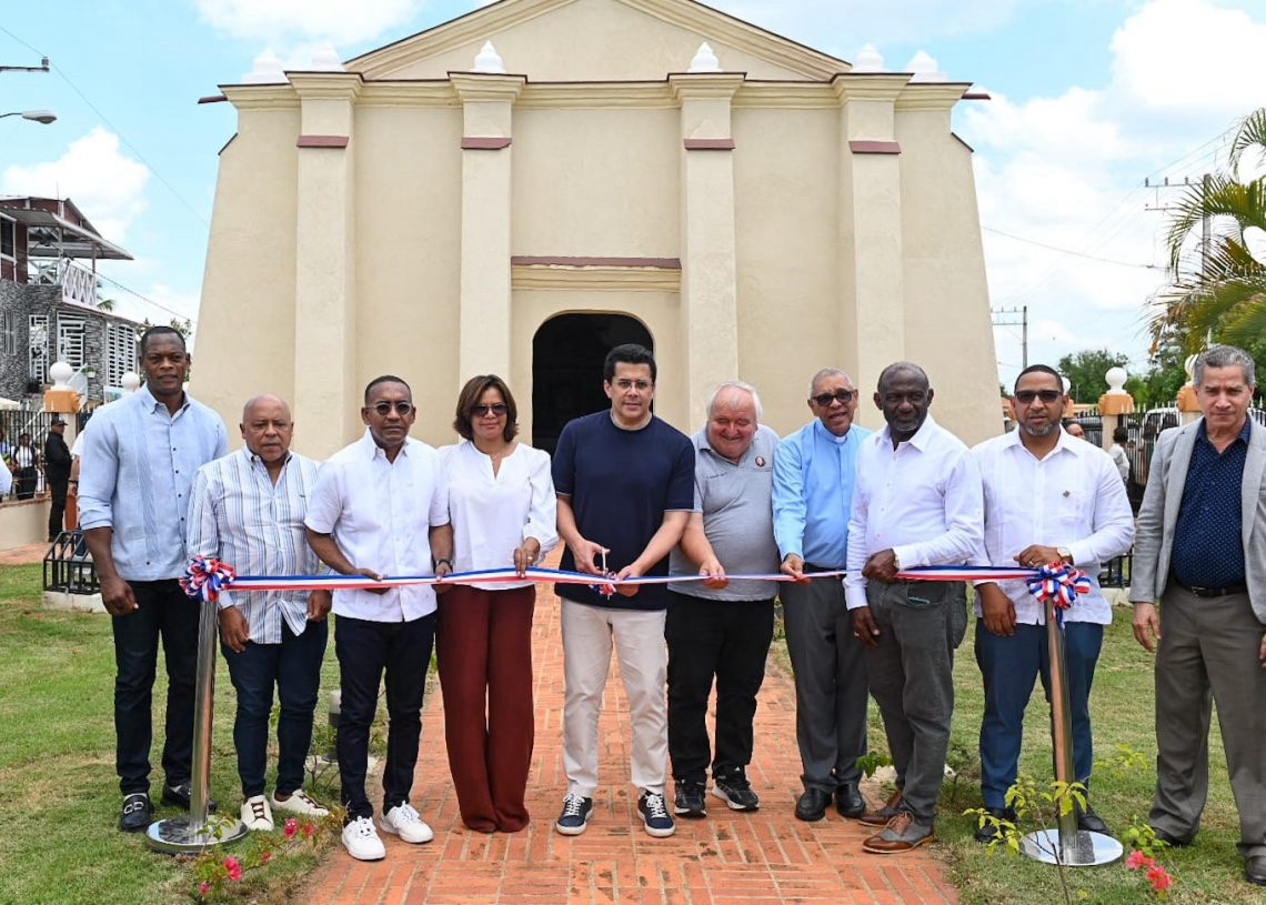 Collado deja inauguradas obras para el turismo religioso por más de RD$100 millones