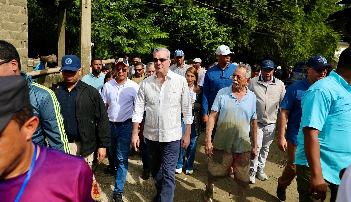 Presidente Abinader visitará este sábado las zonas afectadas por lluvias y encabezará una mesa de trabajo en Puerto Plata; entregará títulos de propiedad en Nuevo Domingo Savio, Distrito Nacional
