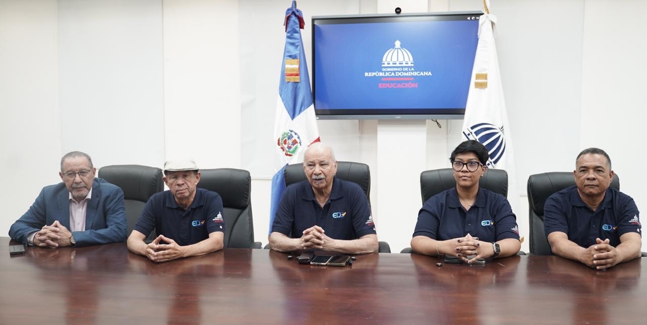 Comisión Ejecutiva Nacional de la Evaluación de Desempeño Docente informa sobre continuidad del proceso