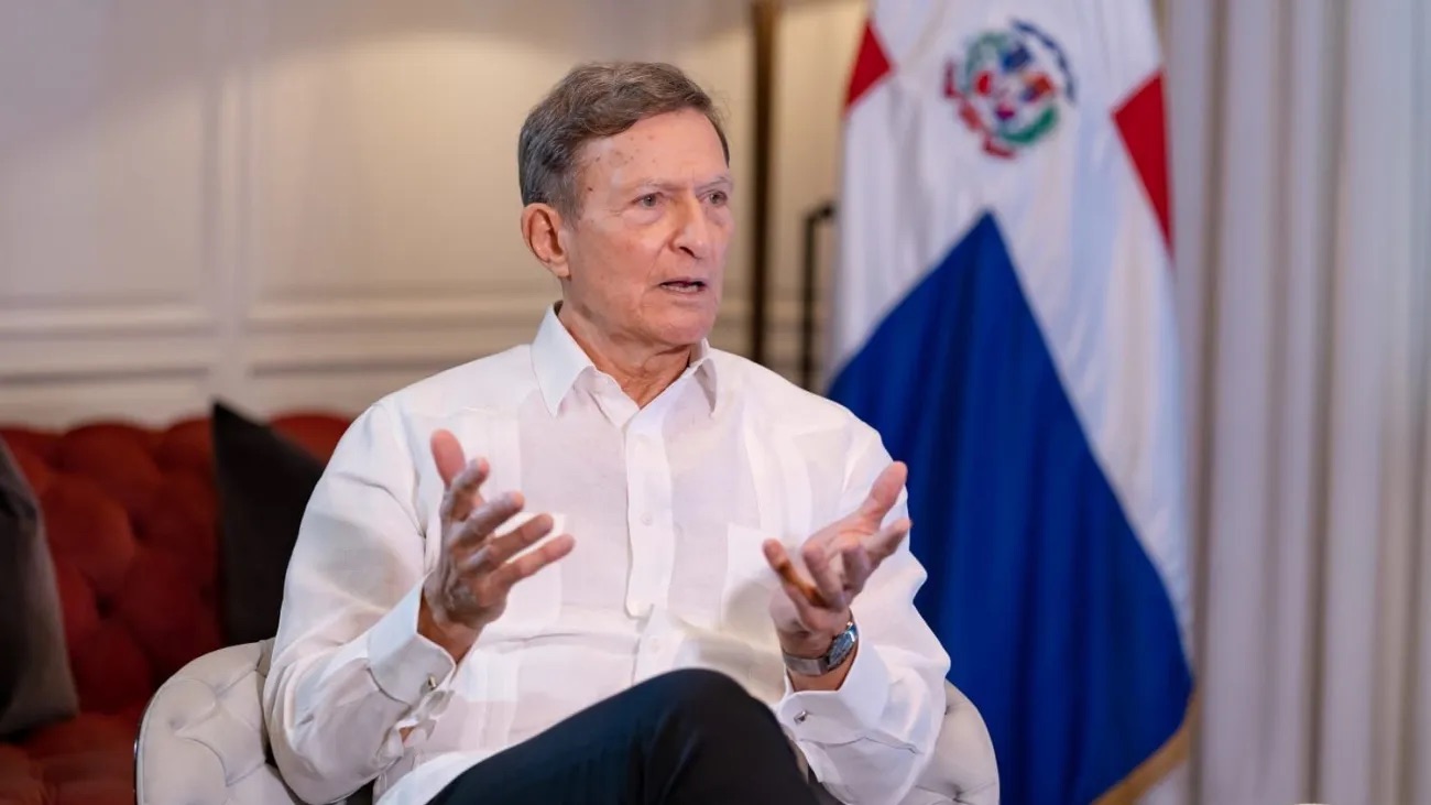 Gobierno centraliza ingresos consulares y profundiza reforma del servicio exterior