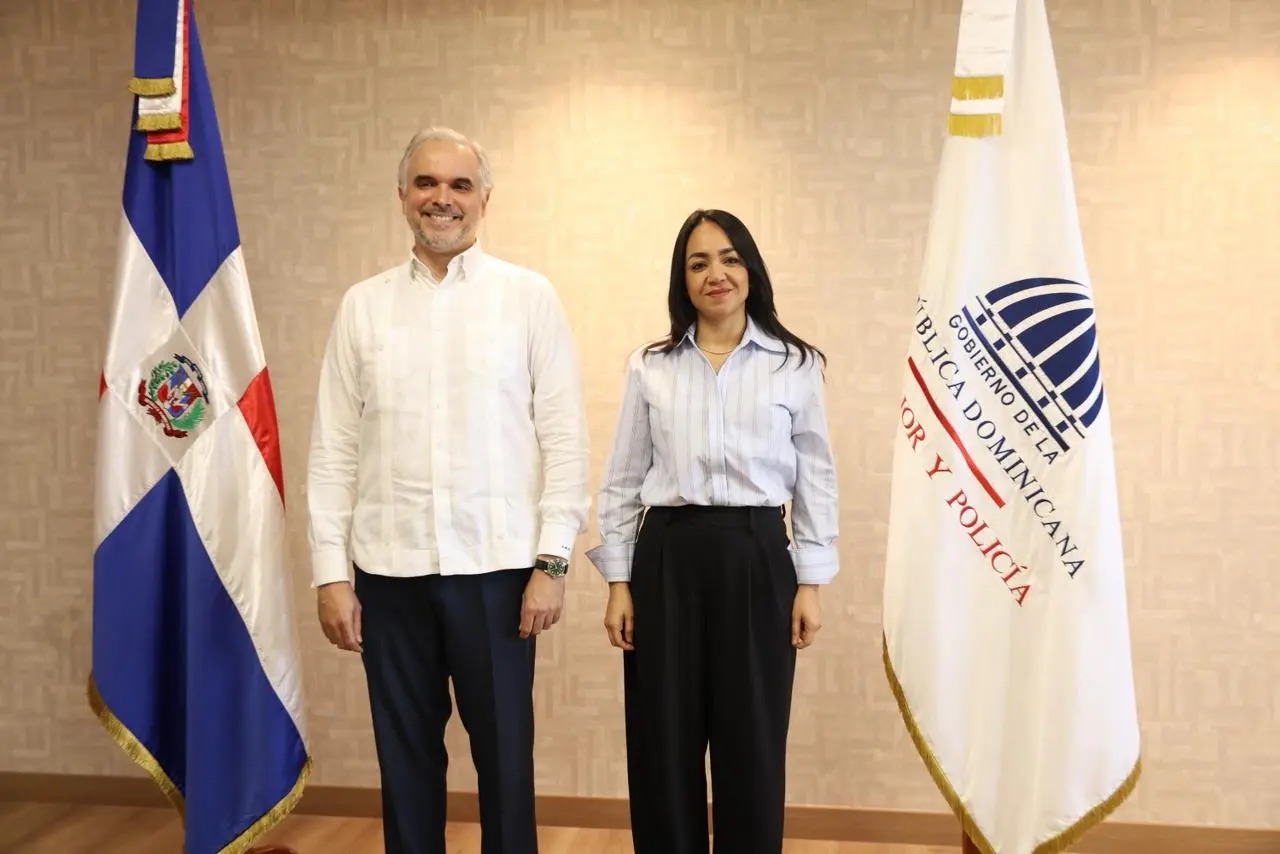 Ministro de Educación busca reforzar la seguridad en centros docentes de todo el país