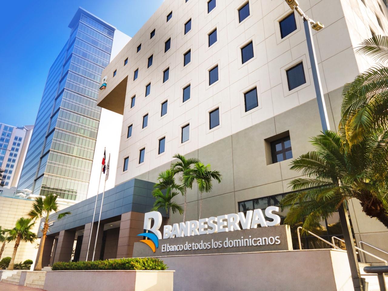 Banreservas es premiado por Global Finance como Mejor Banco dominicano; recibe otros tres reconocimientos