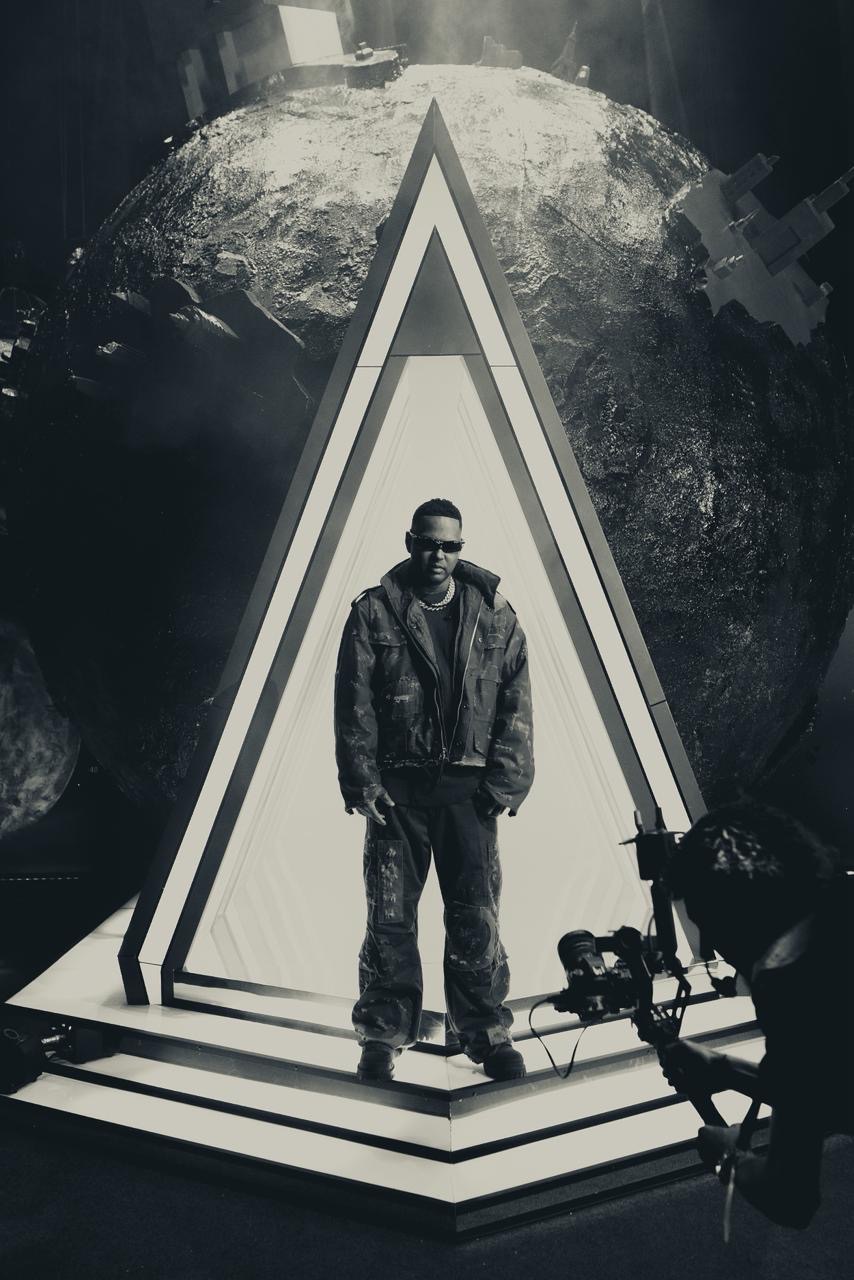 Santiago Matías reúne grandes personalidades en el lanzamiento de Planeta Alofoke