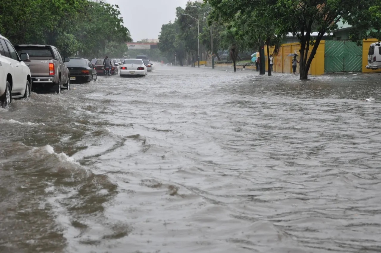Lluvias en República Dominicana dejan cuatro personas muertas y más de 30,500 desplazadas