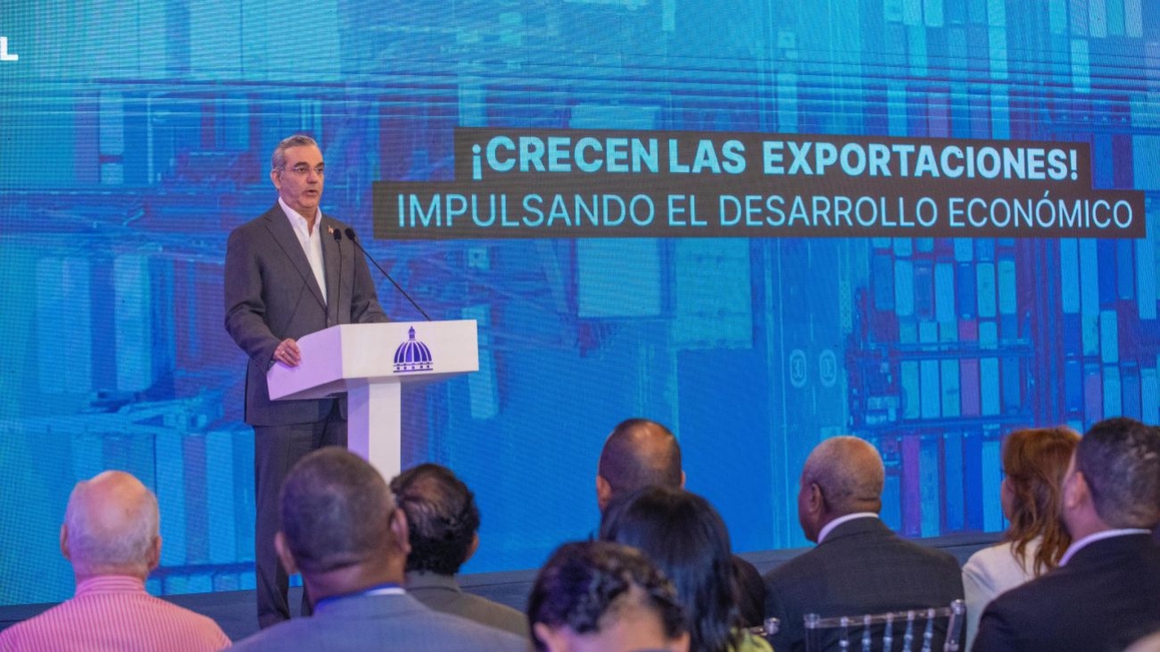 RD logra hito al superar la barrera de los USD 1,400 millones exportados en un solo mes