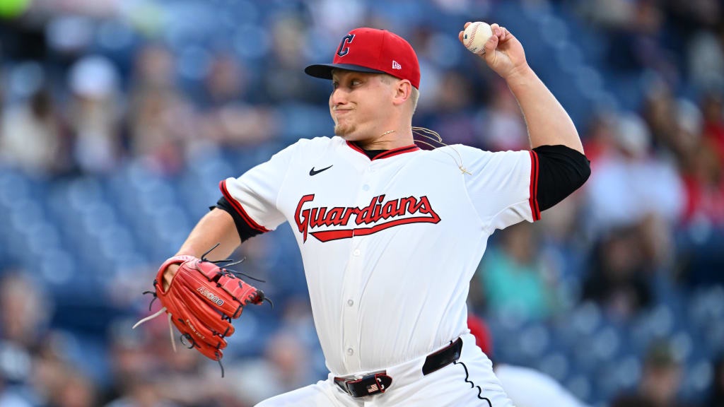 Messick se queda a un out de la historia y lidera triunfo de Guardianes sobre Orioles