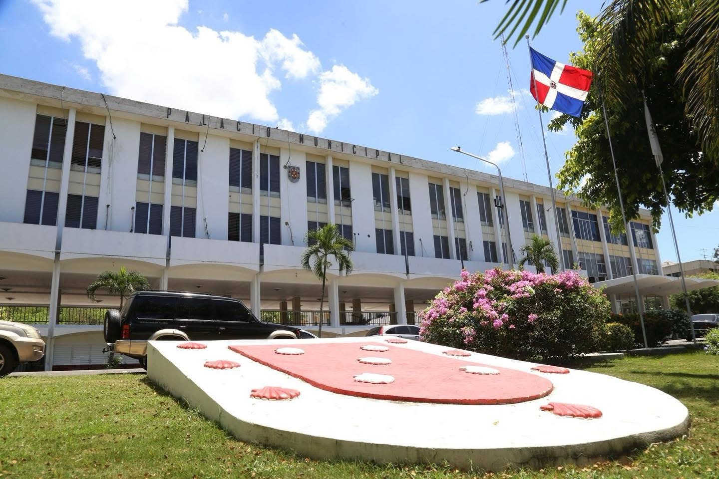 Alcaldía de Santiago condena muerte de chofer de COMLURSA y pone a disposición equipo legal