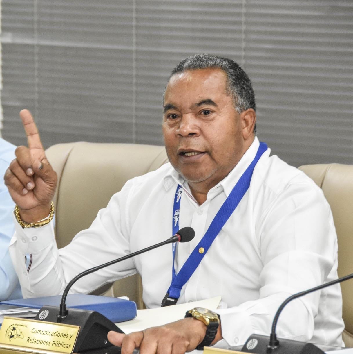 ADP denuncia problemas de Internet complican evaluación de maestros en el país