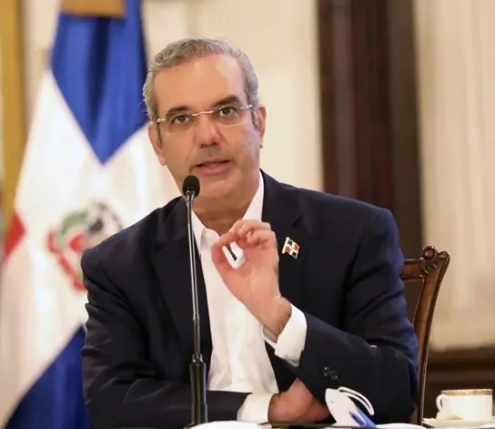 Encuesta ACD Media: Abinader es valorado como el presidente más honesto, más eficiente y más cumplidor de promesas