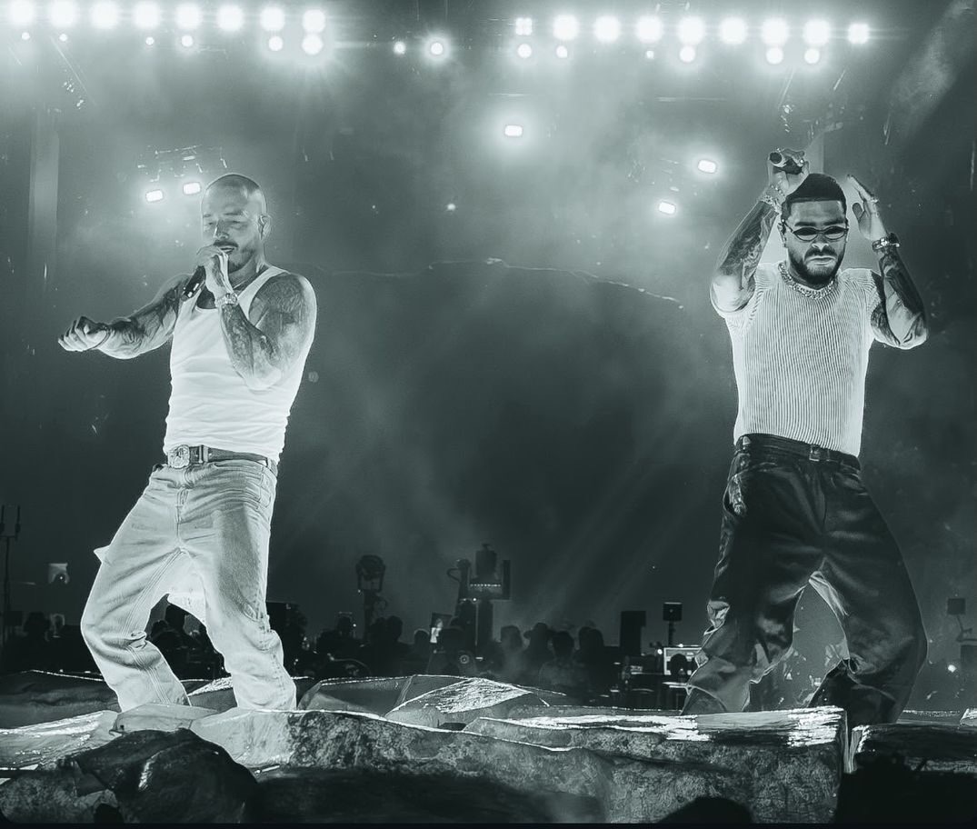 J Balvin y Ryan Castro impactan en Coachella durante show de Karol G