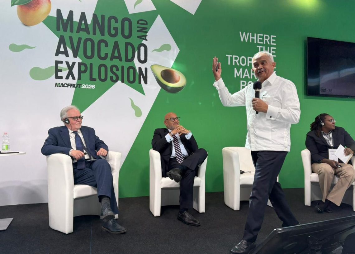 Presentan productos dominicanos en Macfrut 2026
