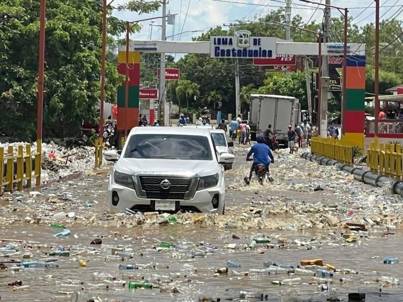 Lluvias provocan inundaciones en Castañuelas y obligan cierre de puente