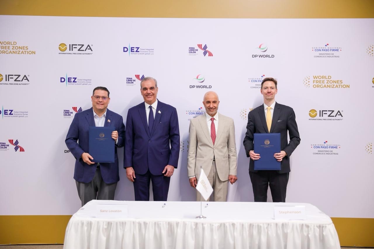 Gobierno dominicano y Organización Mundial de Zonas Francas firman memorando para fortalecer cooperación y promover inversiones para el desarrollo de zonas francas, exportaciones y comercio internacional