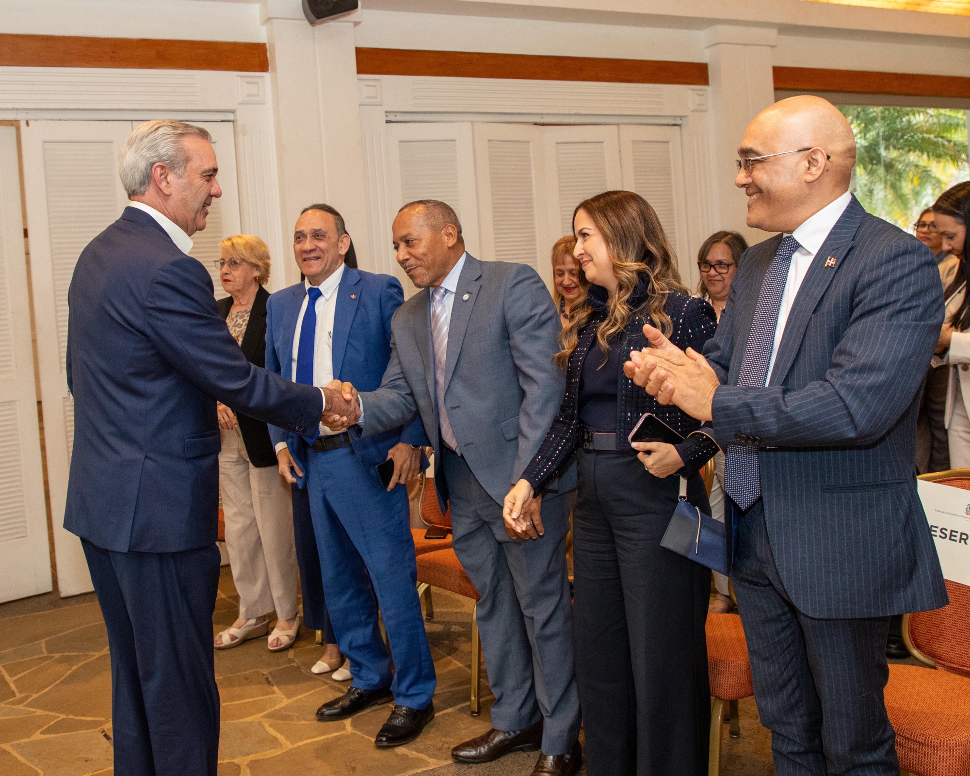 Presidente Abinader fortalece vínculos con la diáspora dominicana y reafirma compromiso durante su visita a Costa Rica