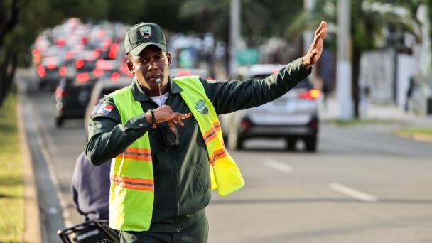 Autoridades activan operativos de seguridad para el retorno de vacacionistas tras fin de semana largo