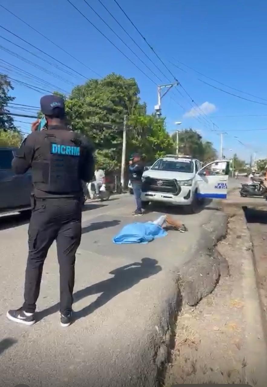 Hombre es ultimado a tiros y abandonan su cadáver en carretera de Don Pedro, Santiago