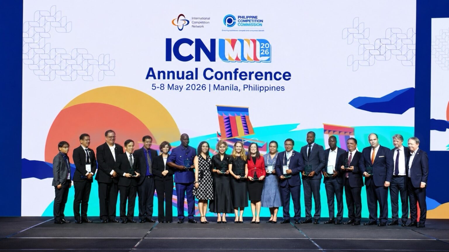 RD gana dos premios internacionales por innovación y transparencia