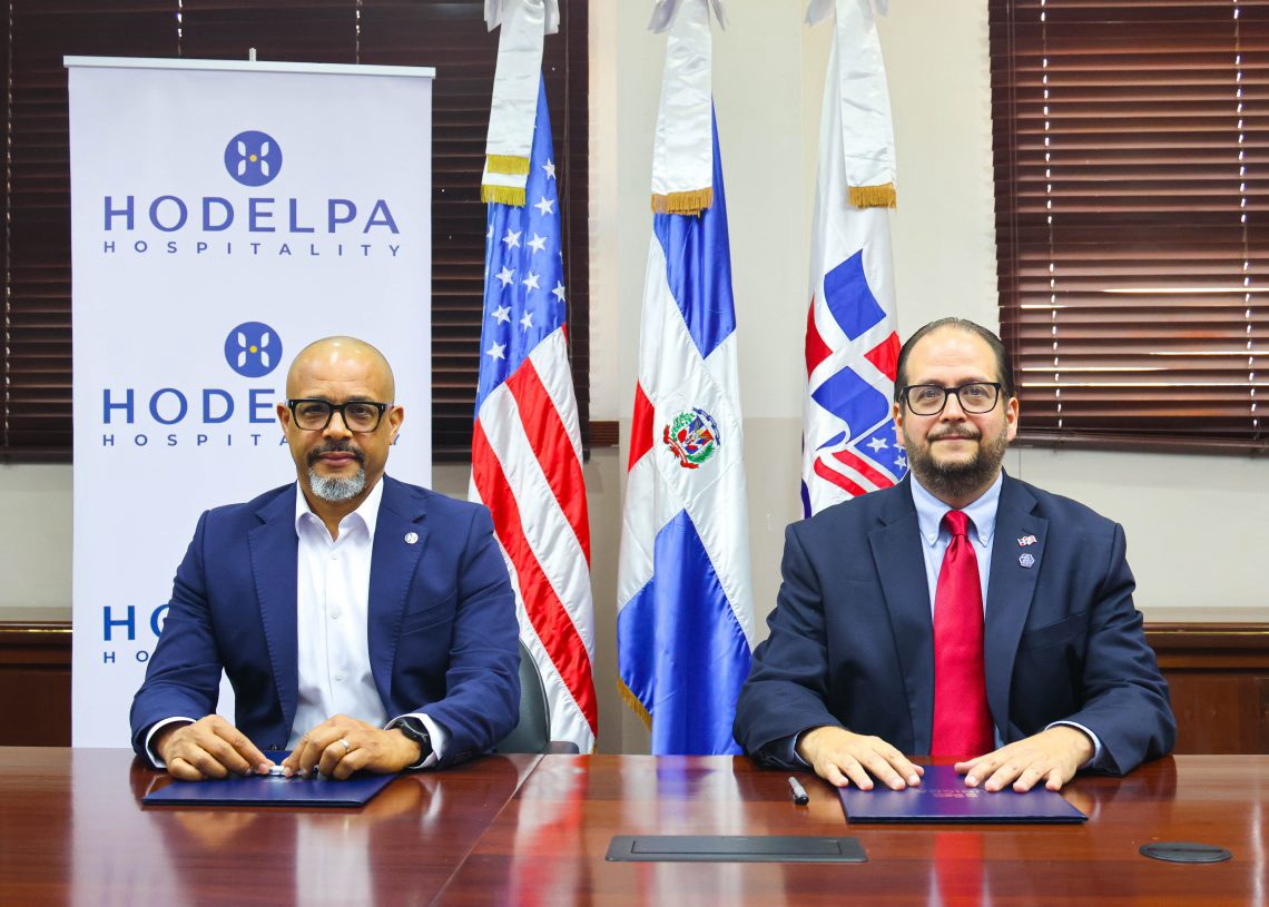 Hodelpa Hospitality y Unicda firman alianza para fortalecer la formación en el sector turístico
