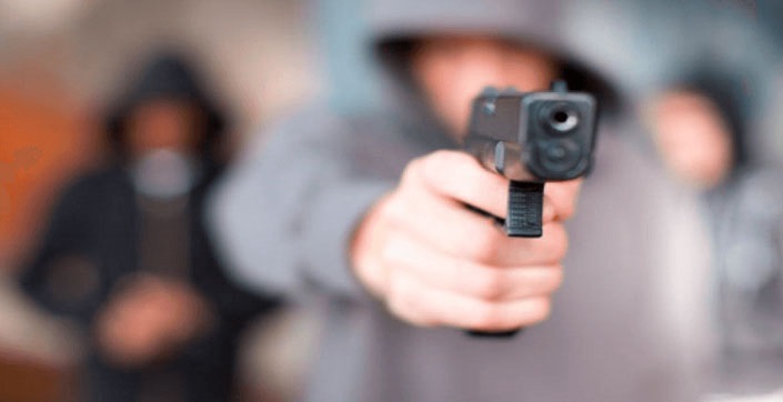 Tres muertos, entre ellos un policía, tras intercambio de disparos en Santo Domingo Oeste