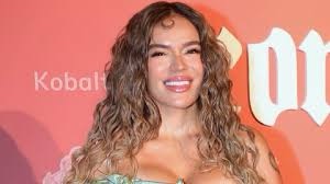 Karol G será reconocida por su excelencia artística en los American Music Awards