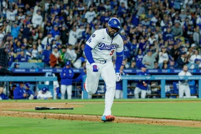 Teóscar Hernández será colocado en lista de lesionados por los Dodgers