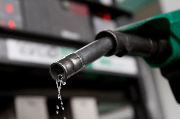 Gobierno reajusta combustibles y congela GLP