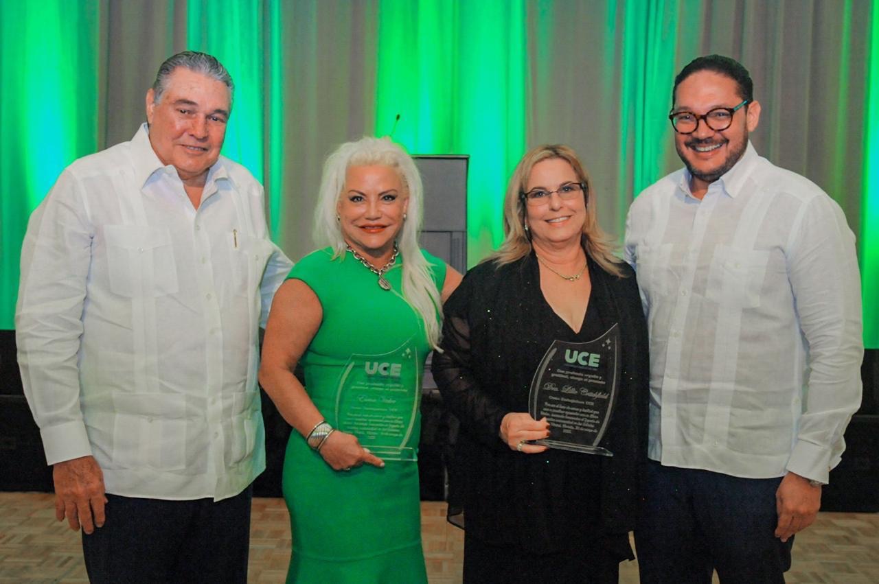 La UCE fortalece vínculos con sus egresados internacionales durante encuentro celebrado en Miami