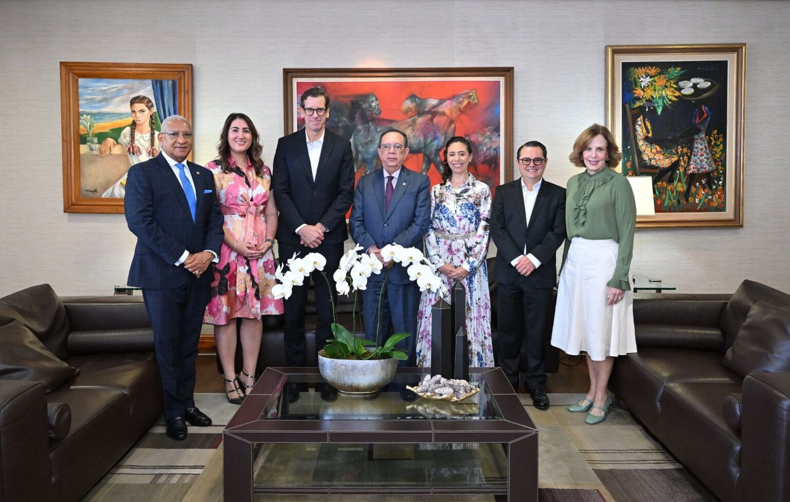 Banco Central destaca solidez económica del país en encuentro con Citibank