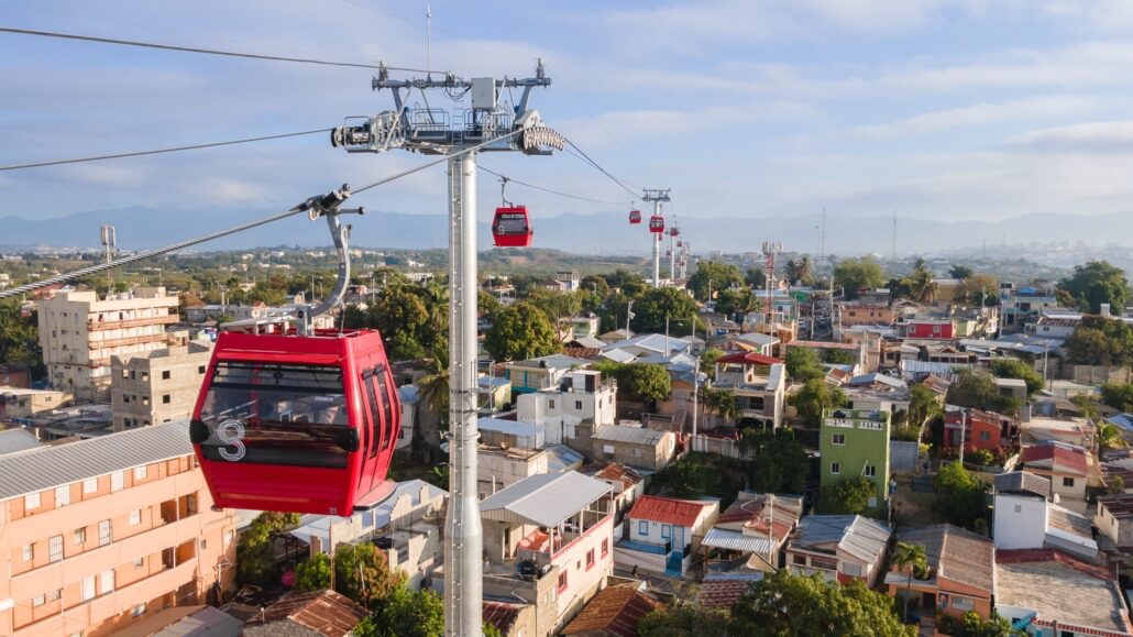 Suspenden temporalmente tramo de la Línea 1 del Teleférico de Santo Domingo por mantenimiento