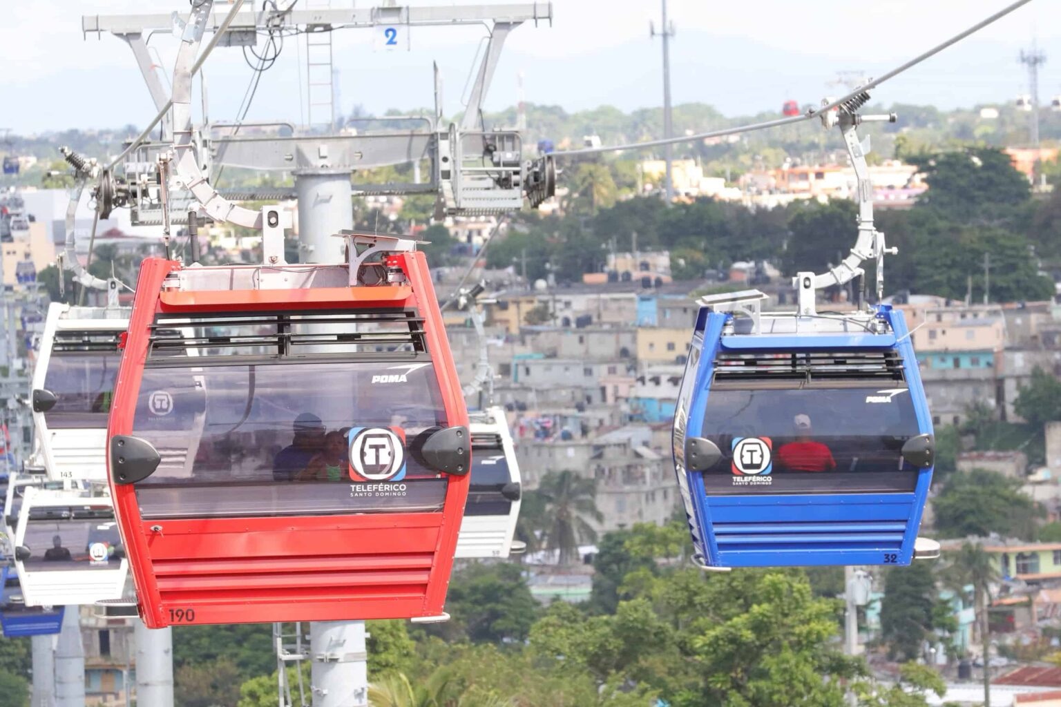 Restablecen servicio de la Línea 1 del Teleférico de Santo Domingo